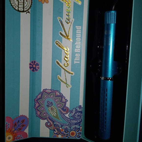 headkandy Accessories - LIKE New love this curler. USED 2 TIMES. not For Me Though.